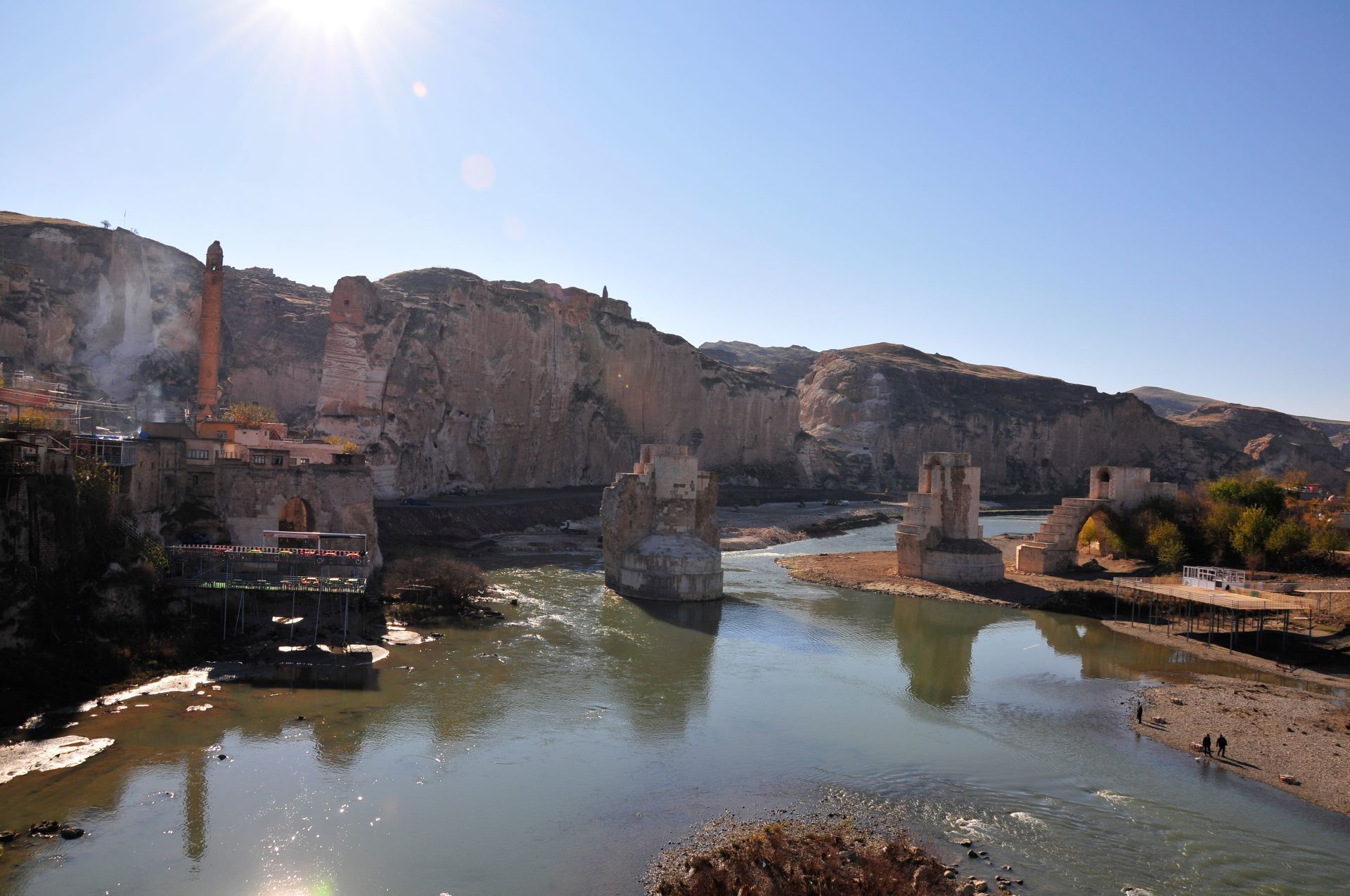 Hasankeyf Dicle Koprusu - Batman Gezilecek Yerler 