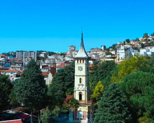 Kocaeli Gezilecek Yerler - Kocaeli Saat Kulesi 