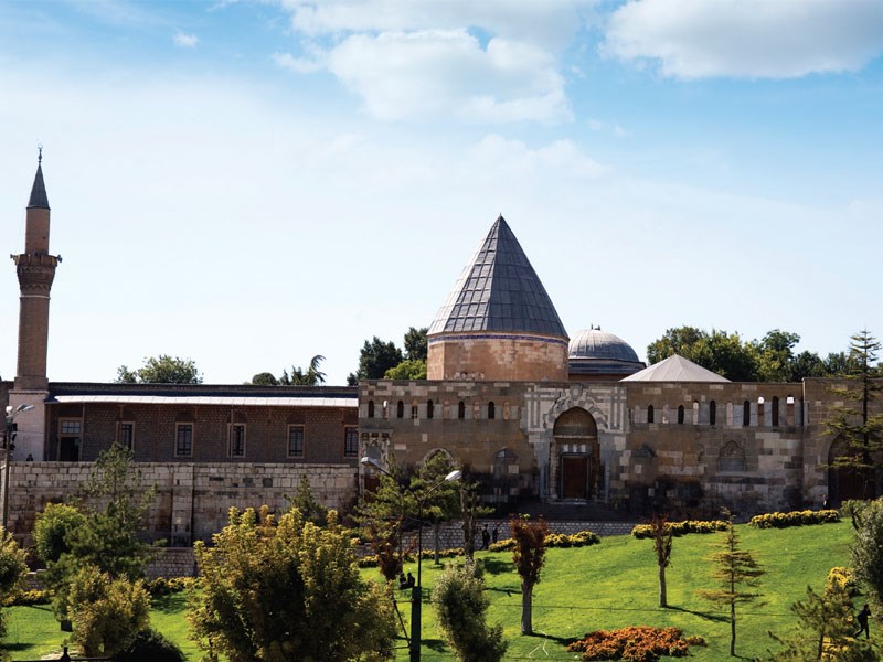 Konya Gezilecek Yerler - Alaaddin Camii