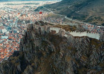 Afyonkarahisar Gezilecek Yerler - Afyonkarahisar Kalesi