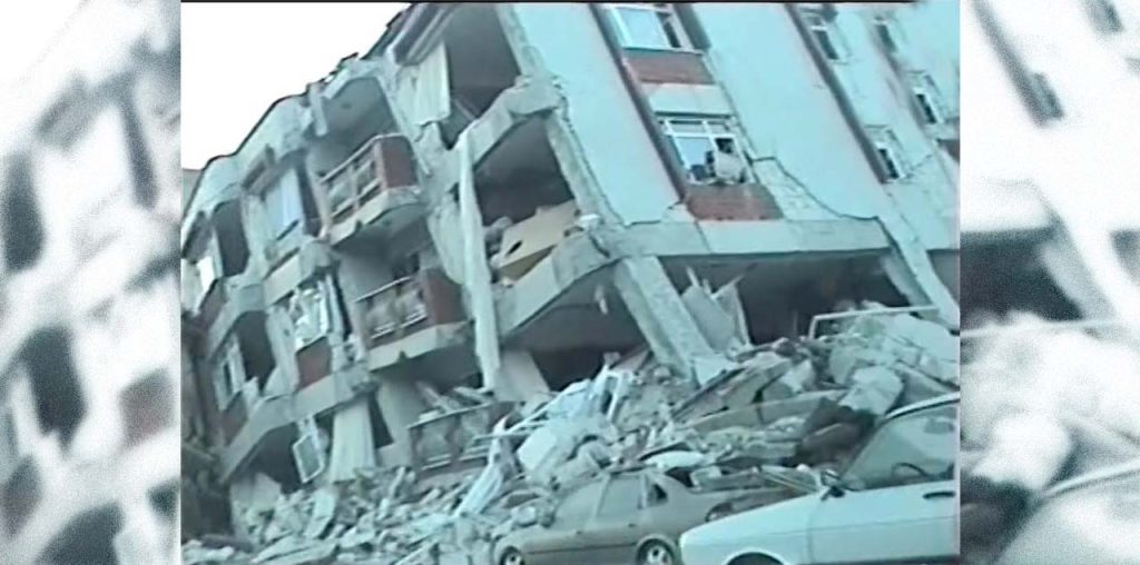 1999 Depremi Fotoğrafları, Gölcük Depremi Fotoğrafları, 17 Ağustos Depremi Fotoğrafları 